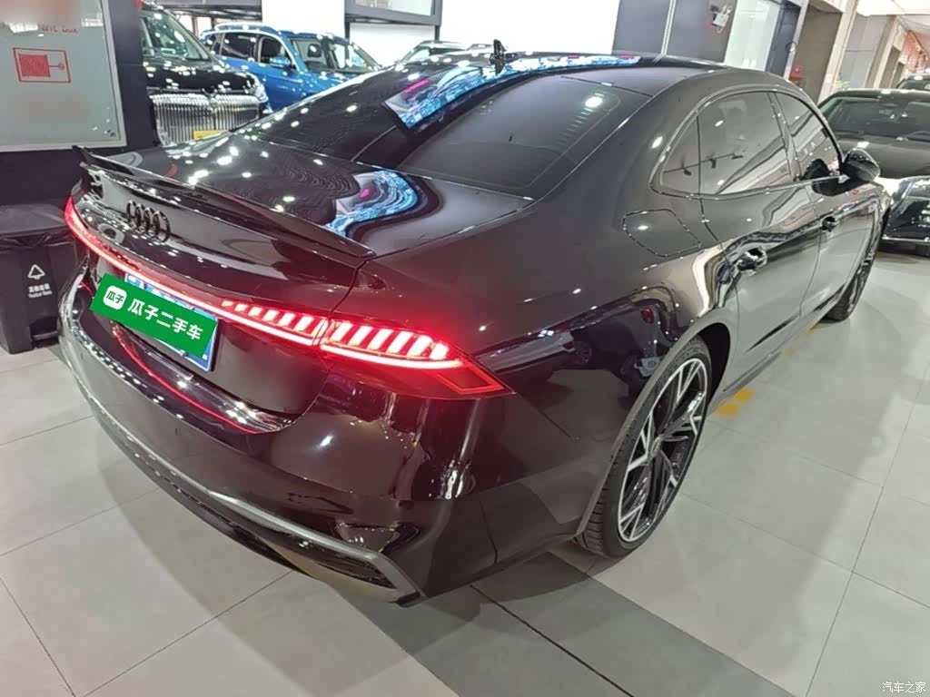 Audi A7L, 2025 7