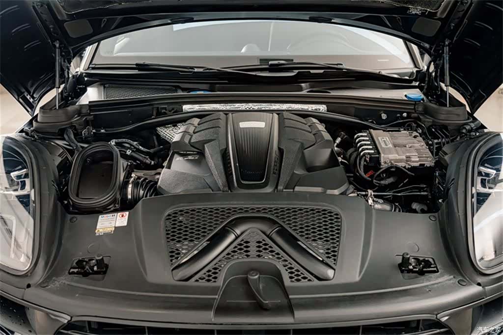 Porsche Macan, 2021 27