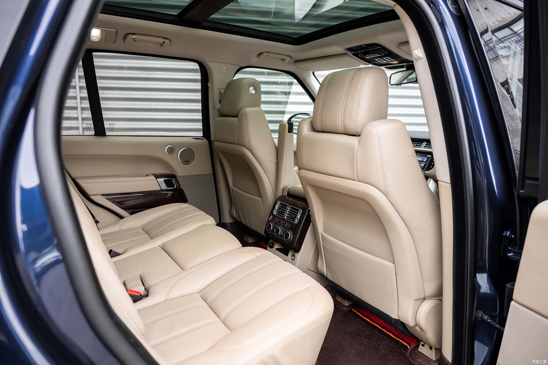 Land Rover Range Rover, 2016 11