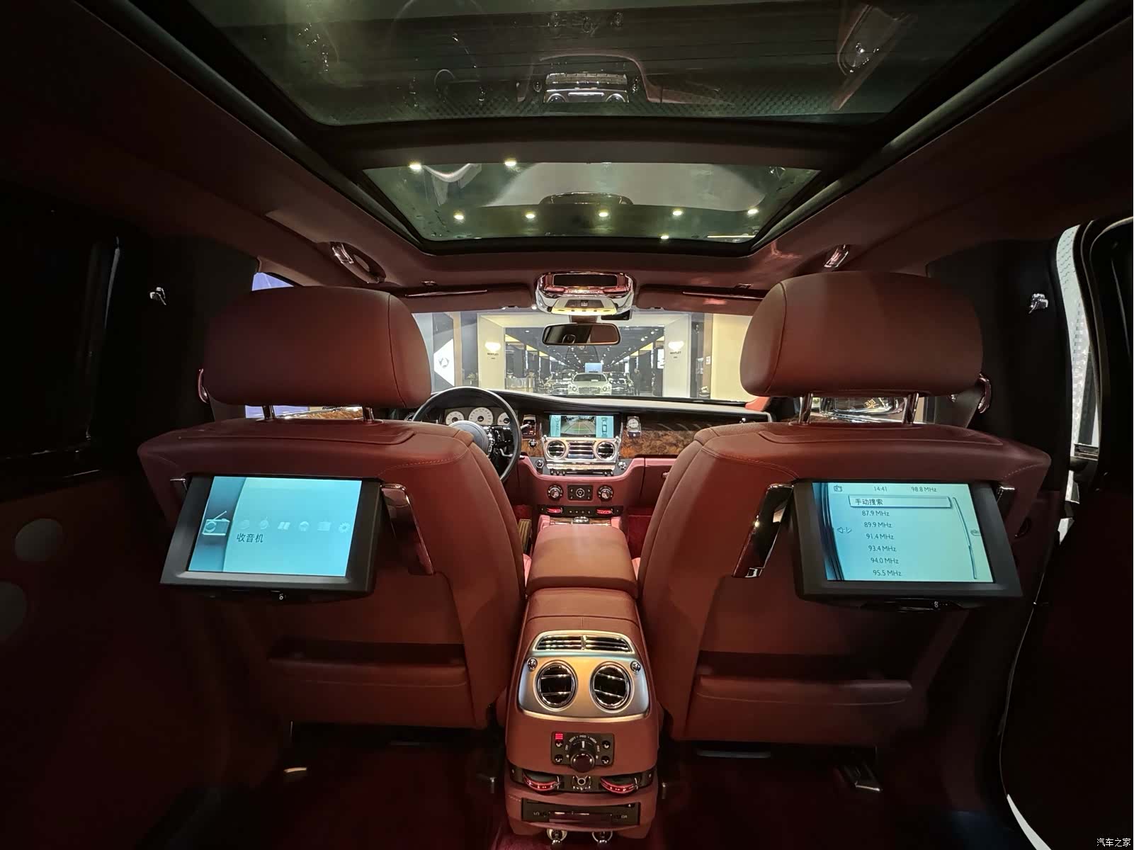 Rolls-Royce Ghost, 2015 20