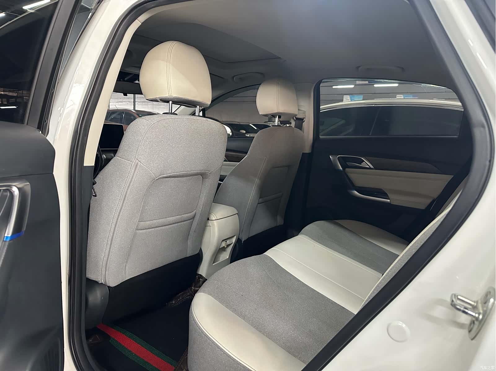 BAIC EU5, 2018 6