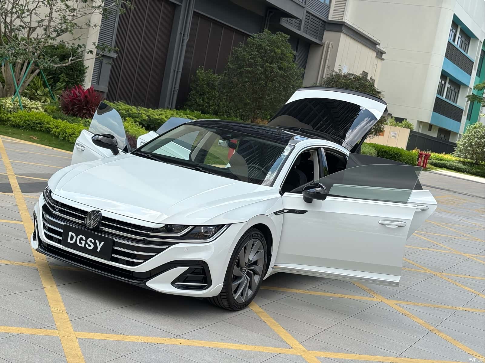 Volkswagen CC, 2021 35