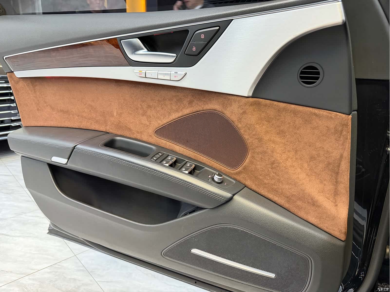 Audi A8L, 2013 22