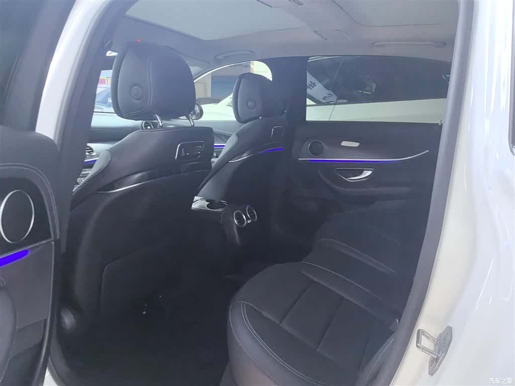 Mercedes-Benz E-Class, 2019 17