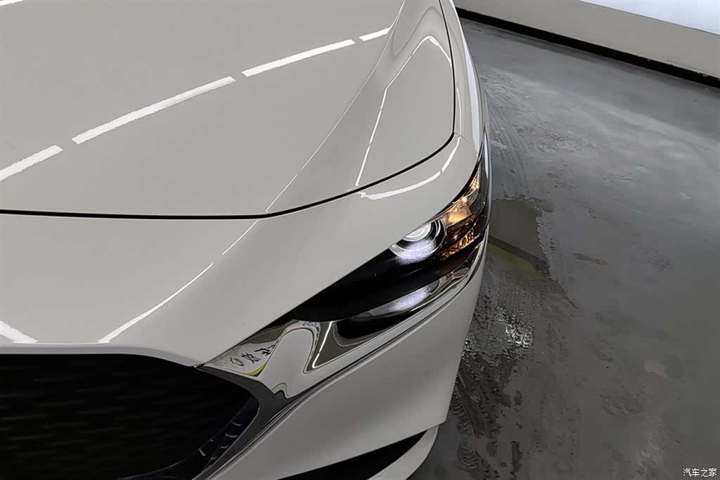 Mazda Mazda3, 2022 все фото