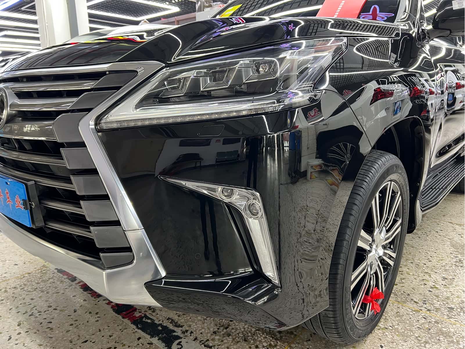 Lexus LX, 2017 11