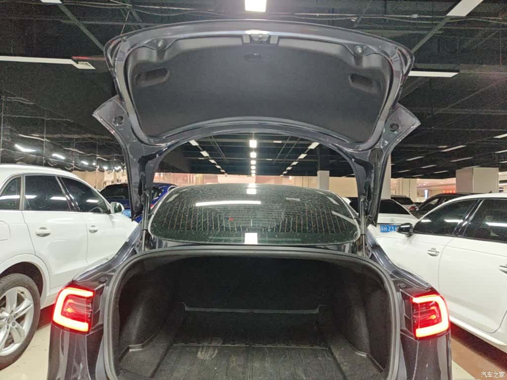 Tesla Model 3, 2019 15