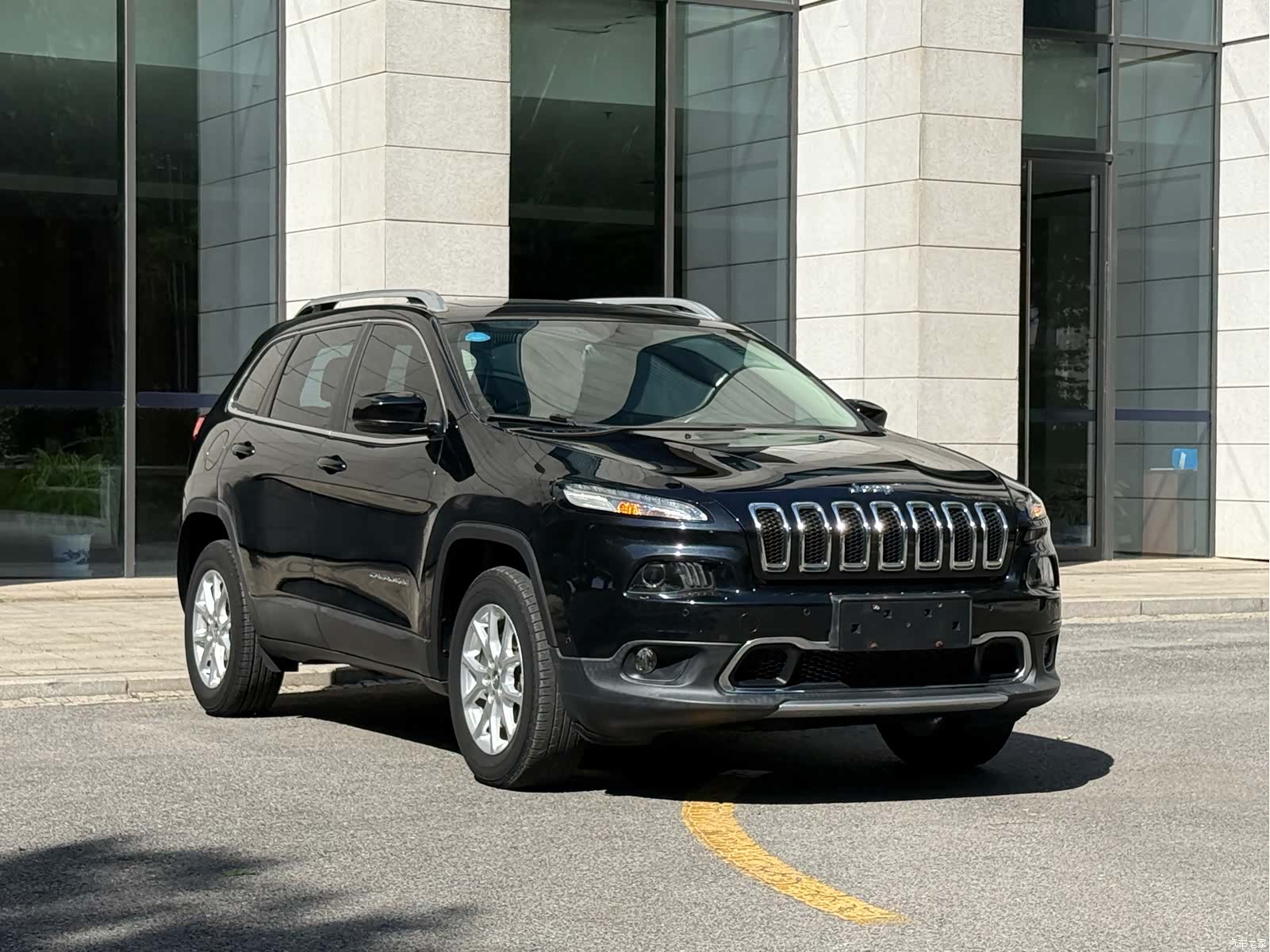 Jeep Cherokee, 2016 3