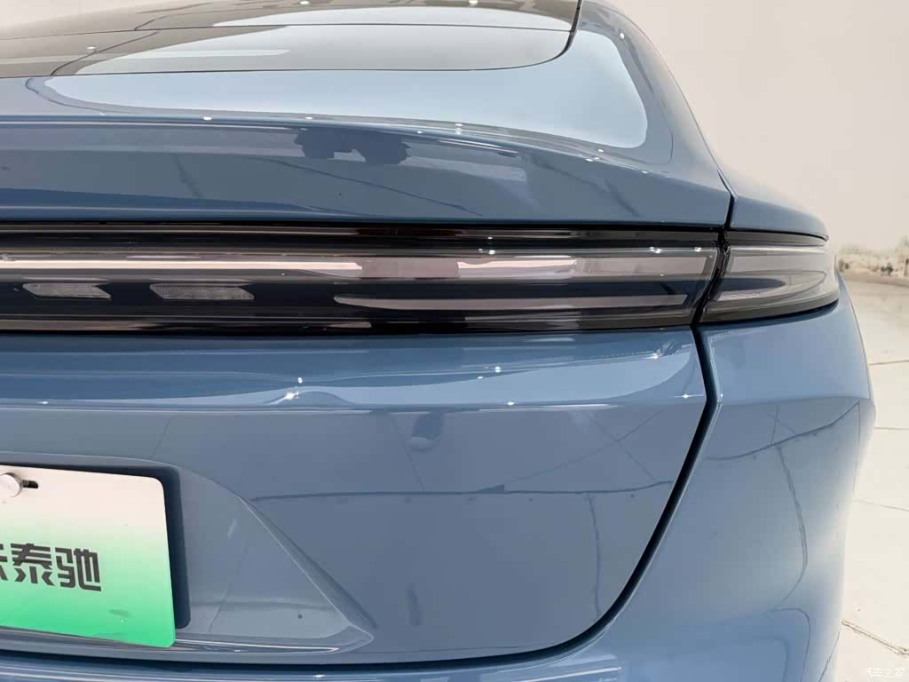 NIO ET5, 2023 10