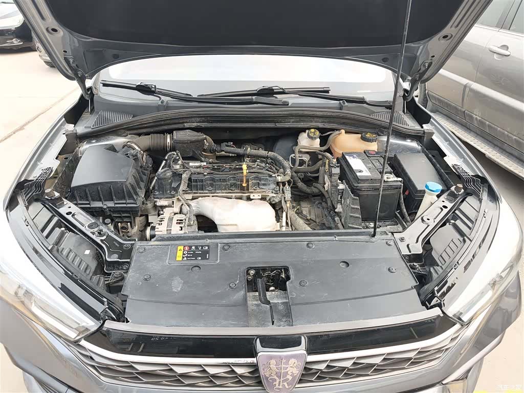Roewe i5, 2022 10