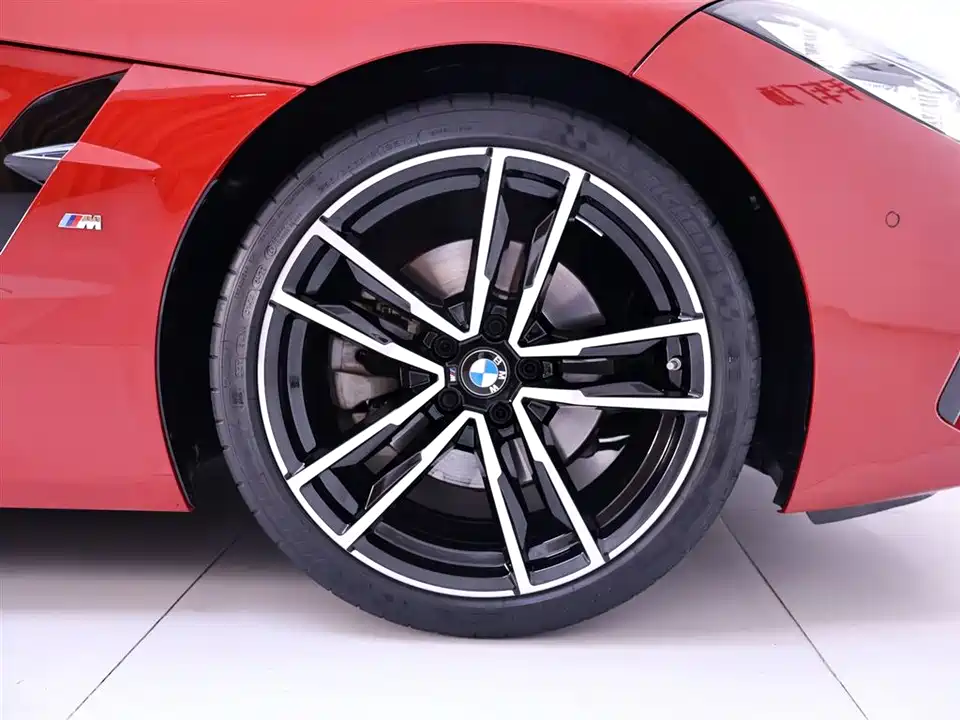 BMW Z4 BMW Z4