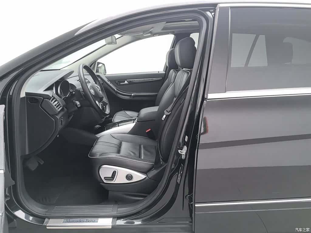 Mercedes-Benz R-Class, 2018 10
