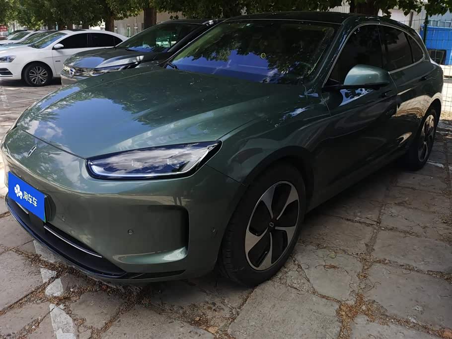 AITO M5