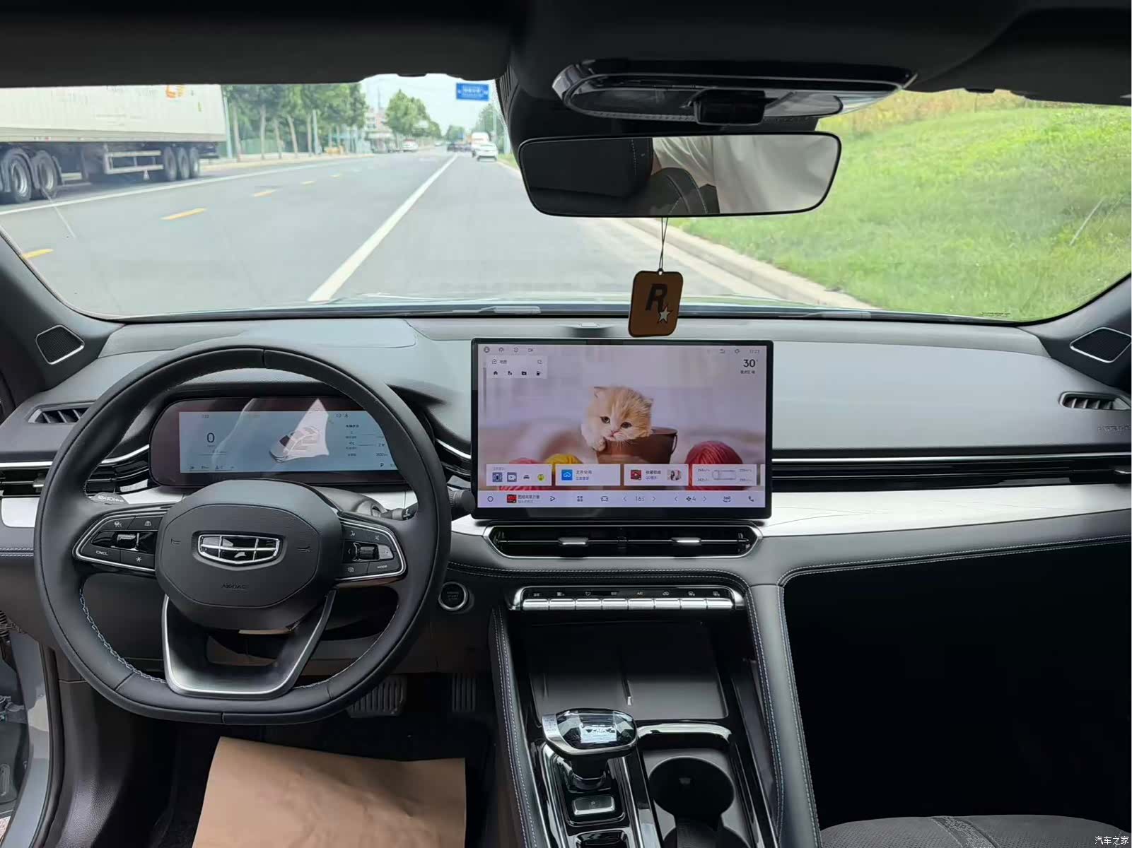 Geely Preface, 2025 6