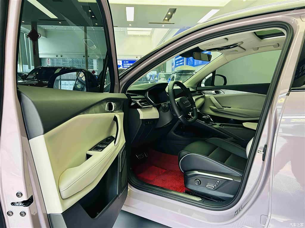 Lynk & Co 02, 2022 19