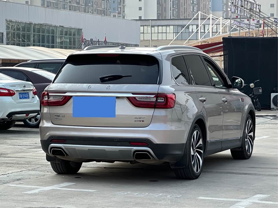 Hongqi HS7