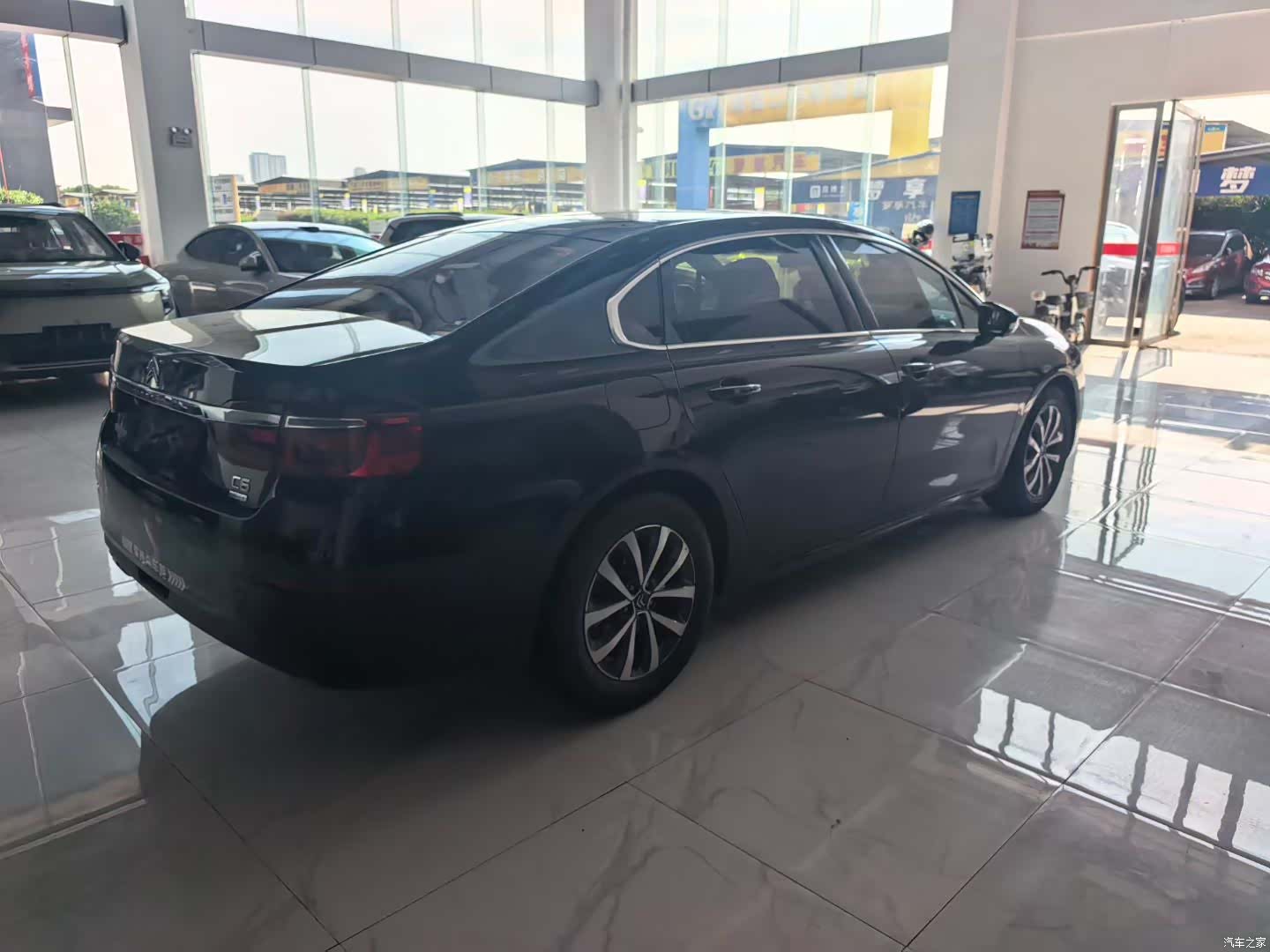 Citroen C6, 2022 4