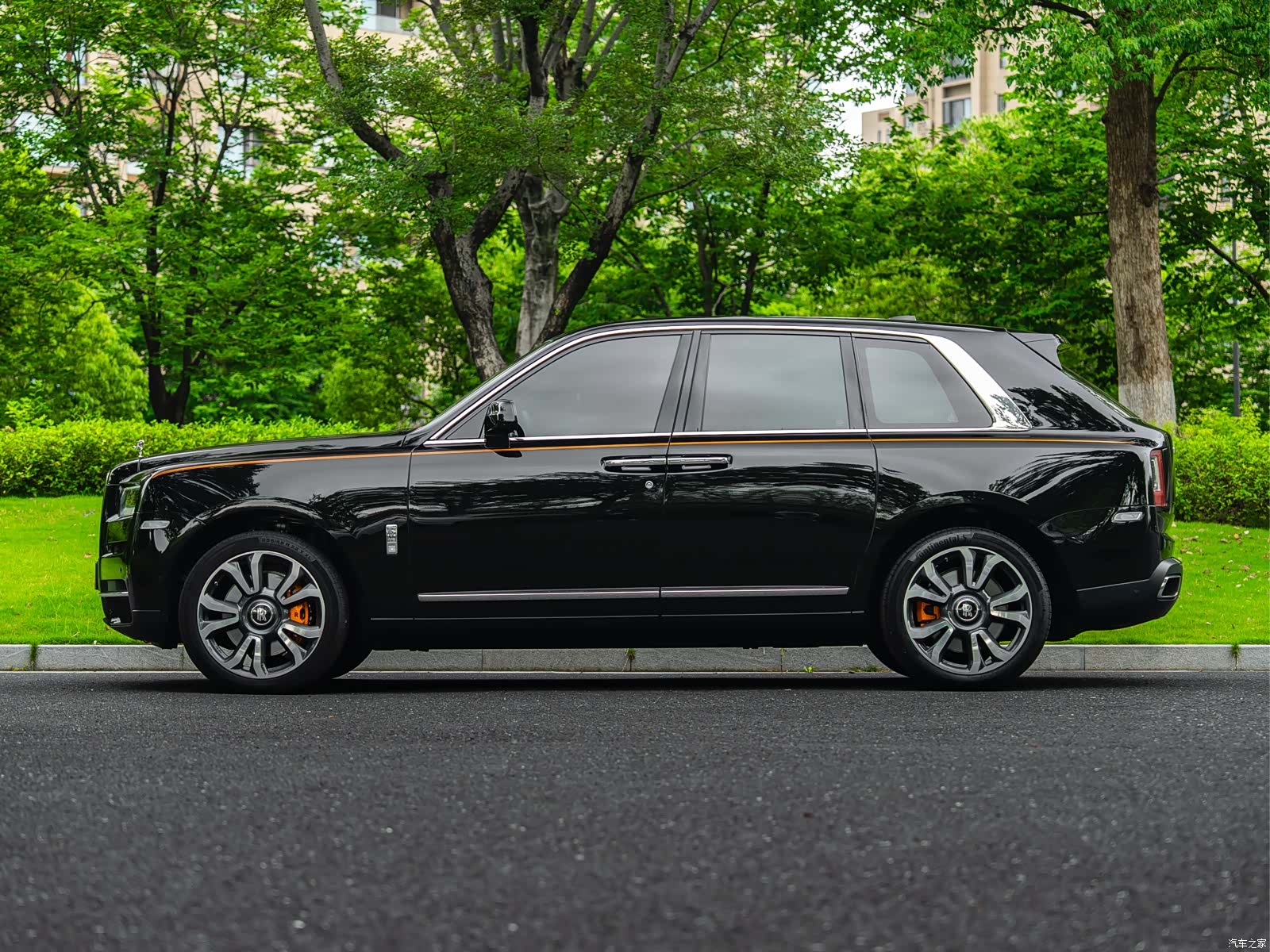 Rolls-Royce Cullinan, 2023 20