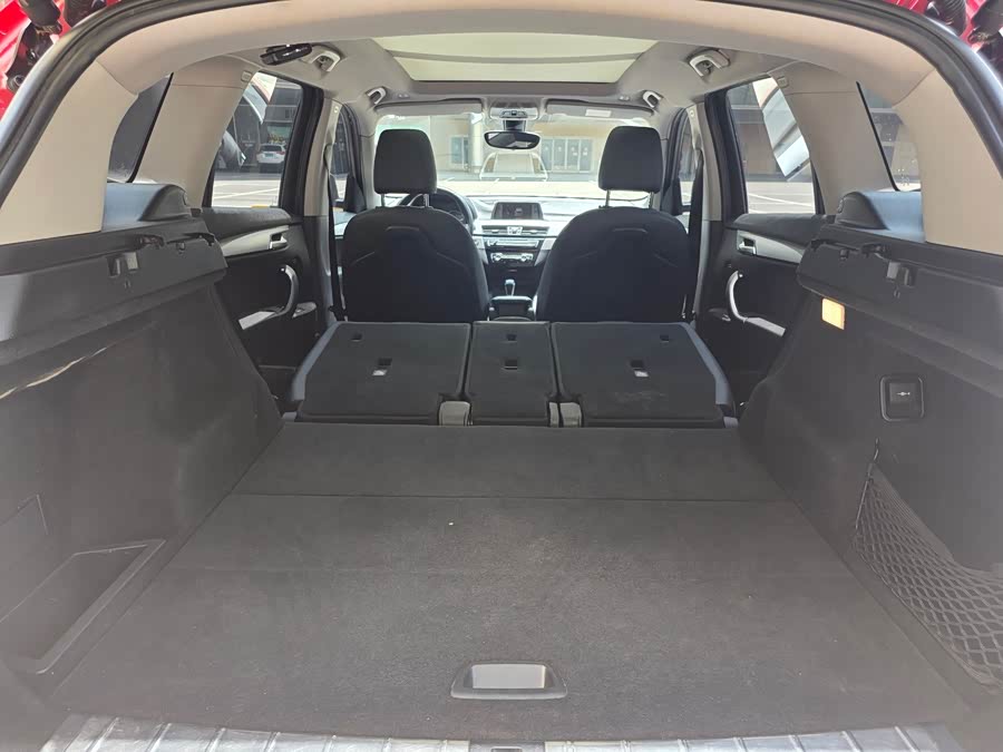 BMW X1 2016, фото 11