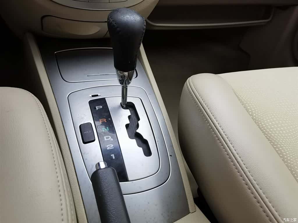 Buick 1.6LX-AT, 2013 13