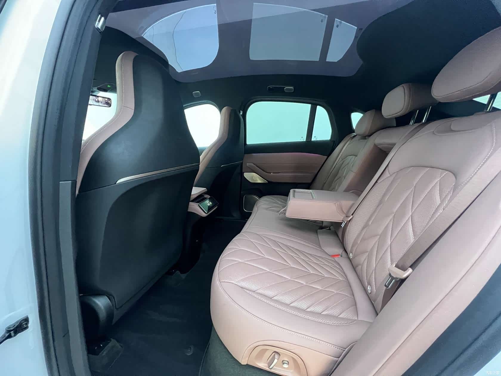 NIO EC6, 2025 все фото