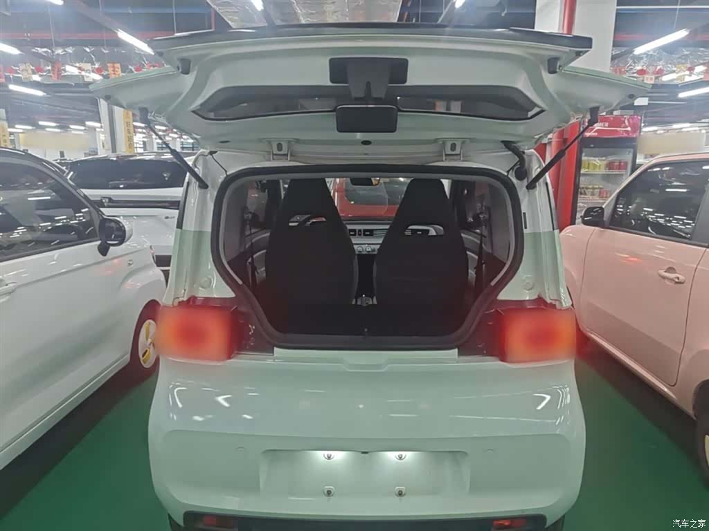 Wuling MINIEV, 2021 19