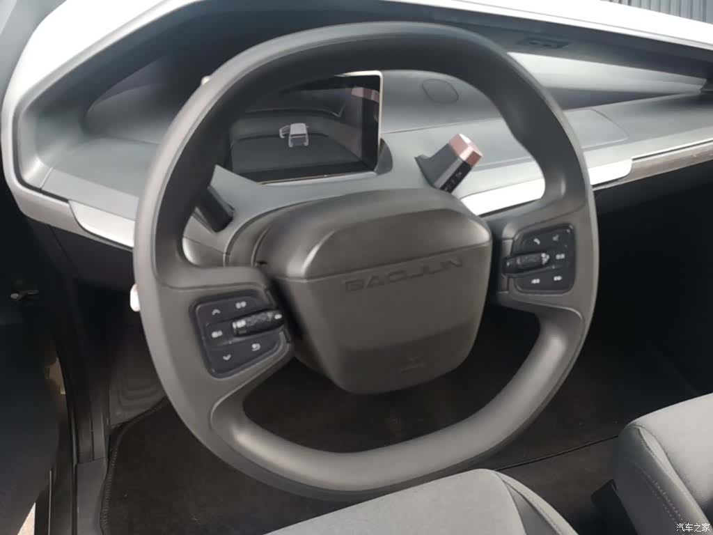 Wuling E200, 2019 11