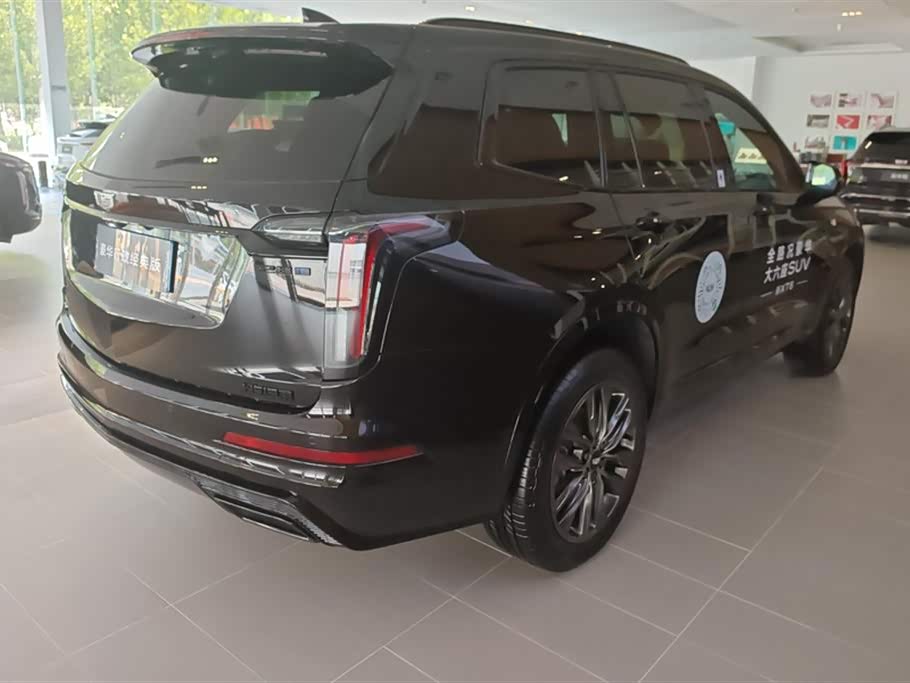 Cadillac XT6