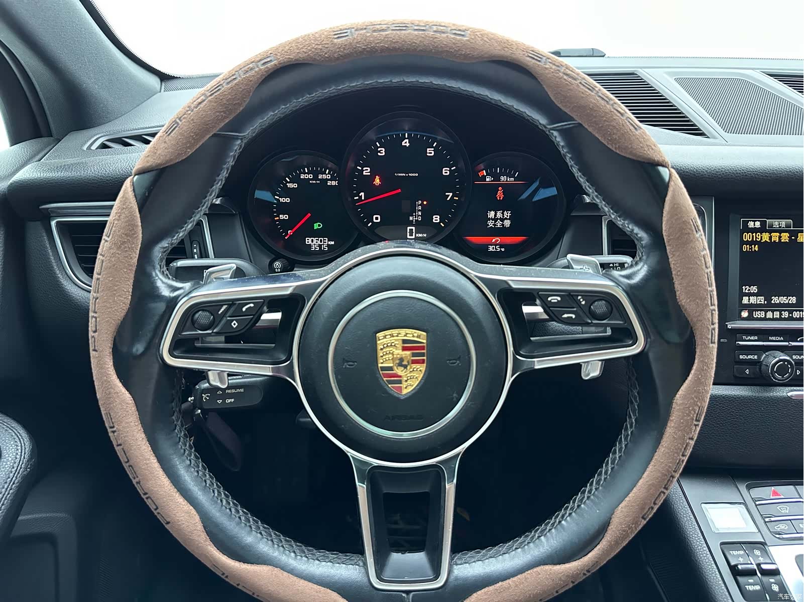 Porsche Macan, 2015 11