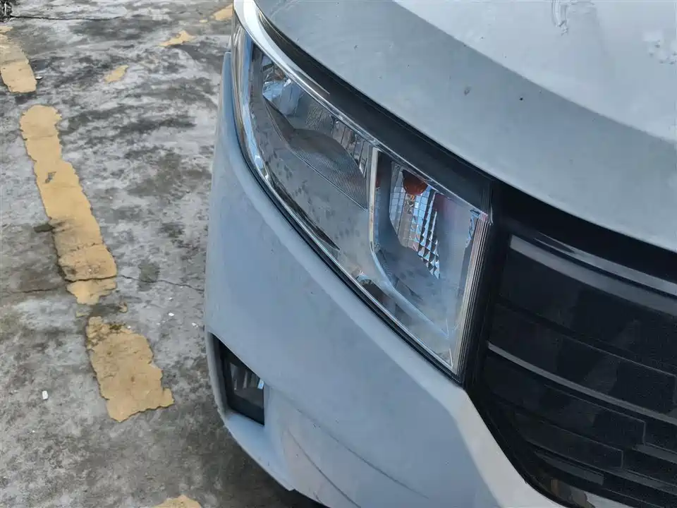 Wuling Wuling Hongguang PLUS