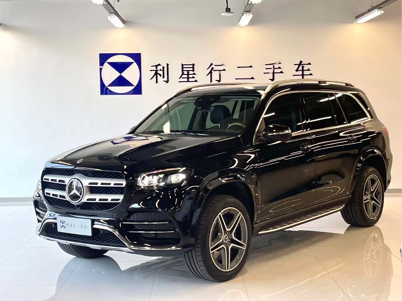 Mercedes-Benz GLS, 2021 1