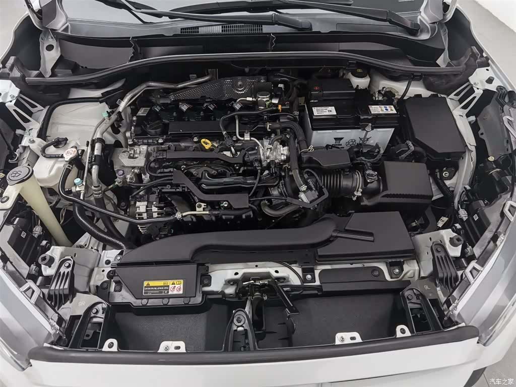 Toyota Frontlander, 2023 6