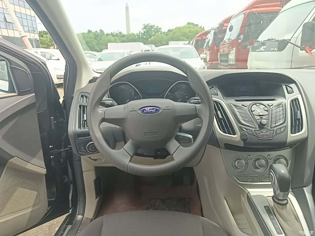 Ford Focus, 2014 11
