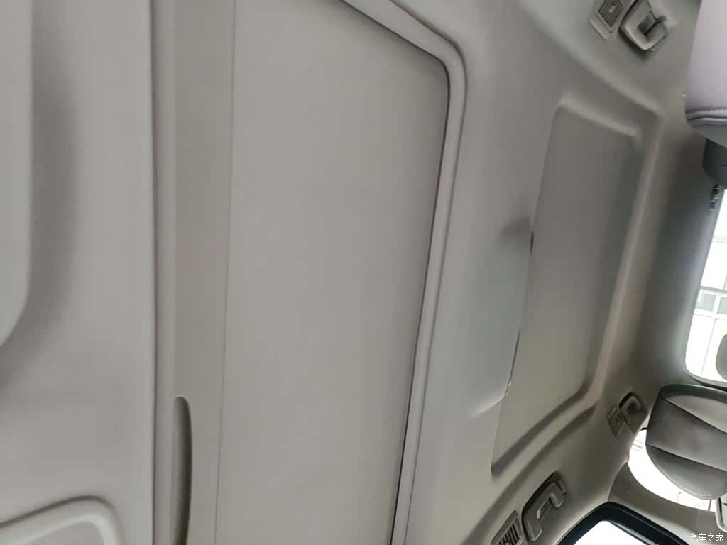 Buick GL8, 2018 18