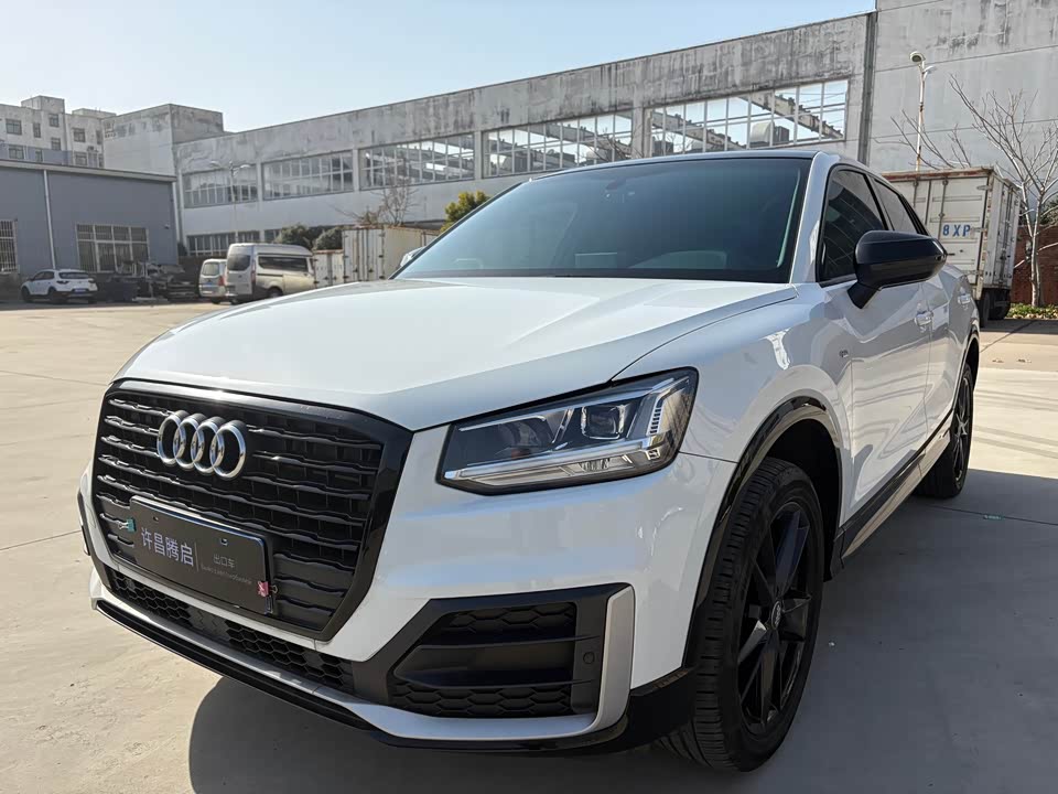 Audi Q2L