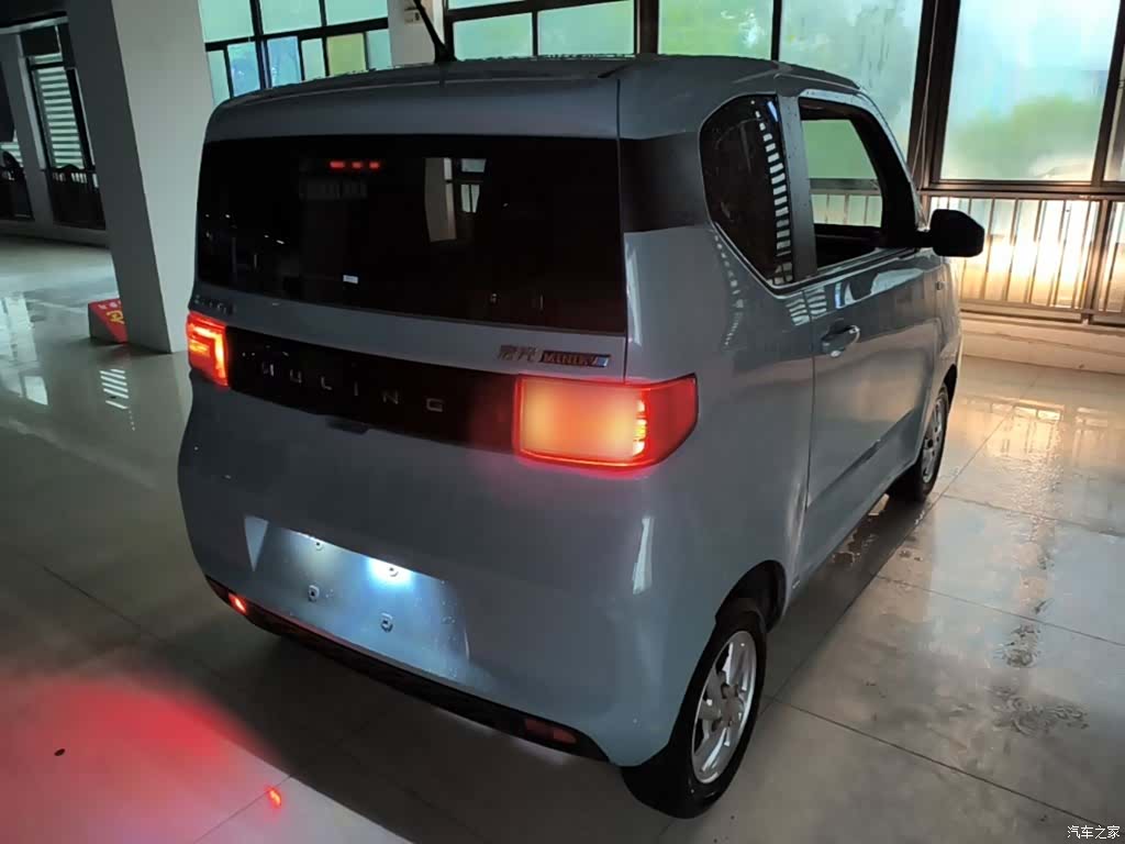 Wuling MINIEV, 2021 7