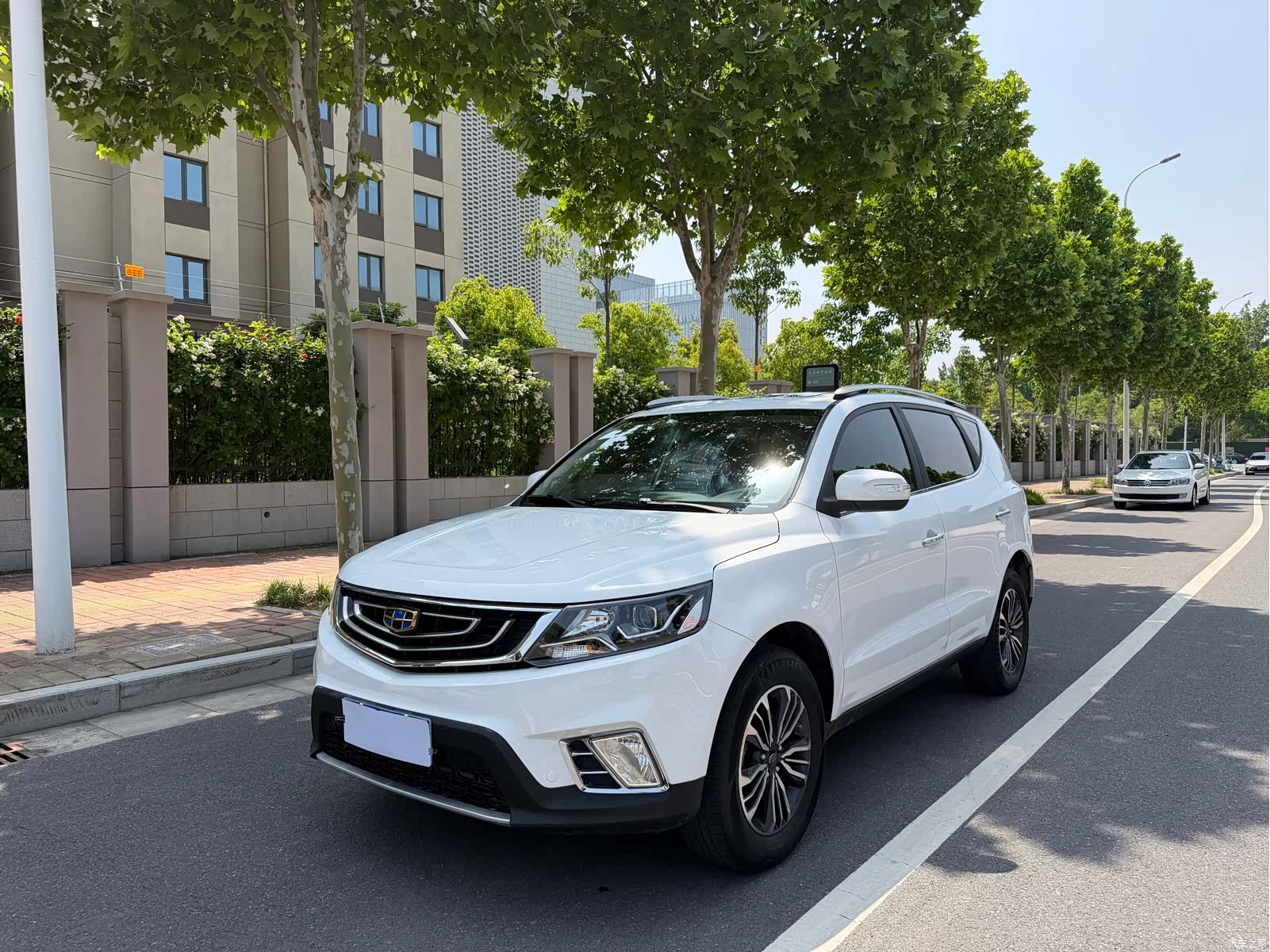 Geely X6, 2018 1