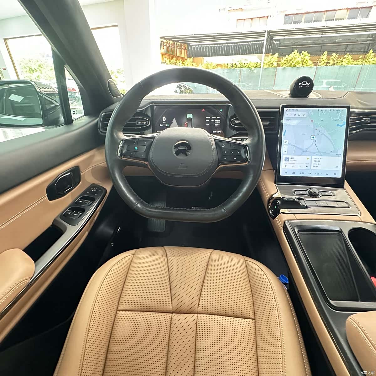 NIO ES8, 2021 14