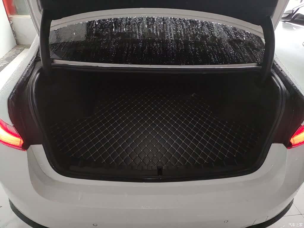 BMW i3, 2023 15