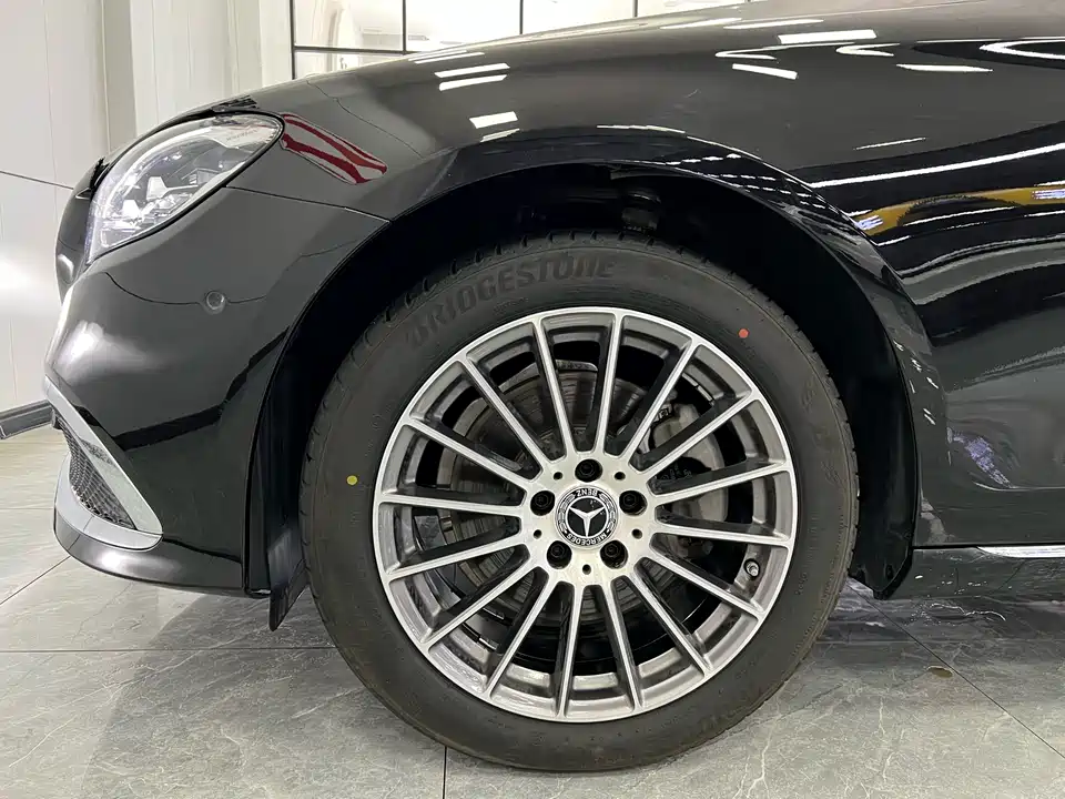 Mercedes-Benz E-class Mercedes-Benz E-class