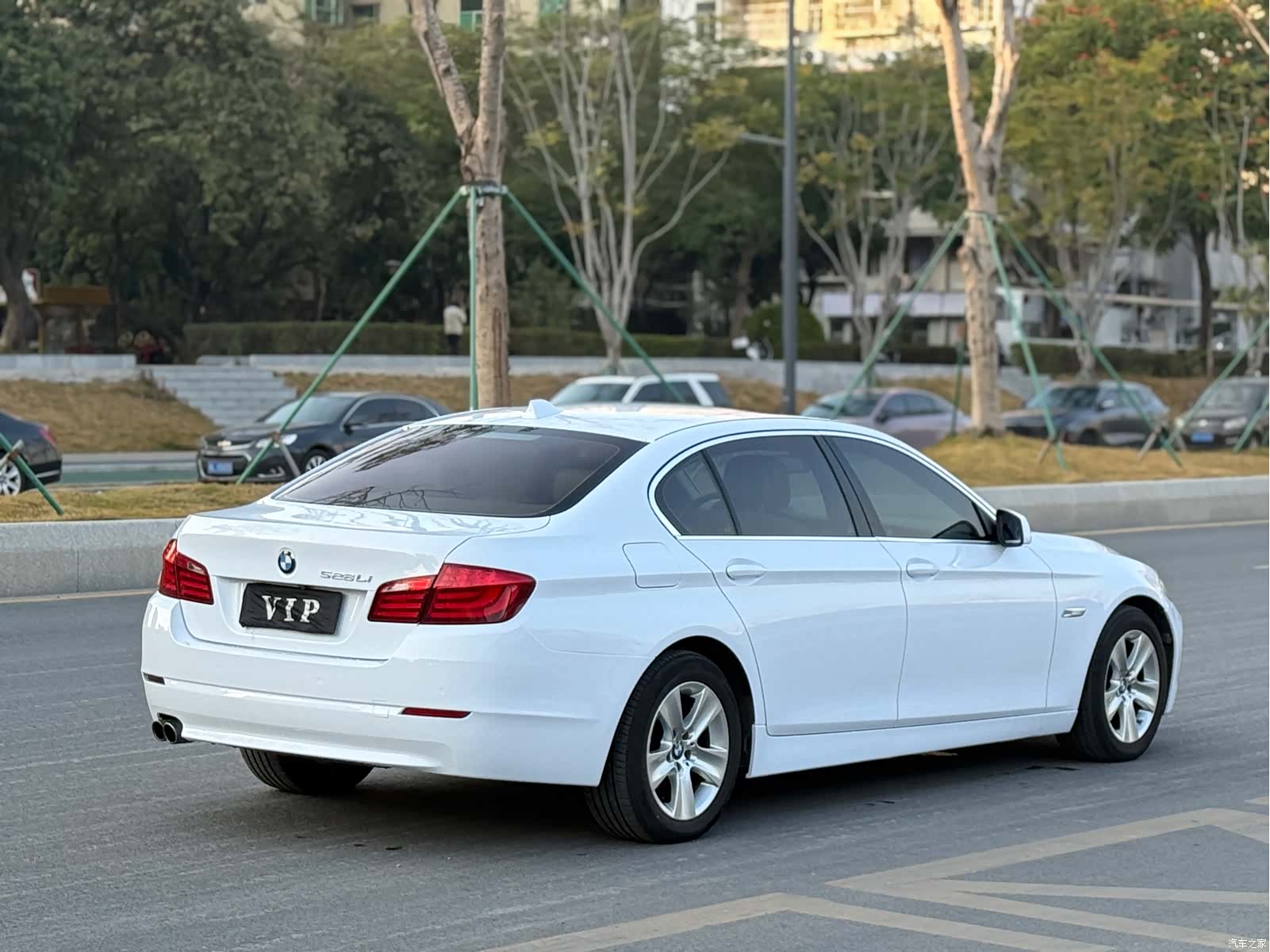 BMW 5 Series, 2011 8