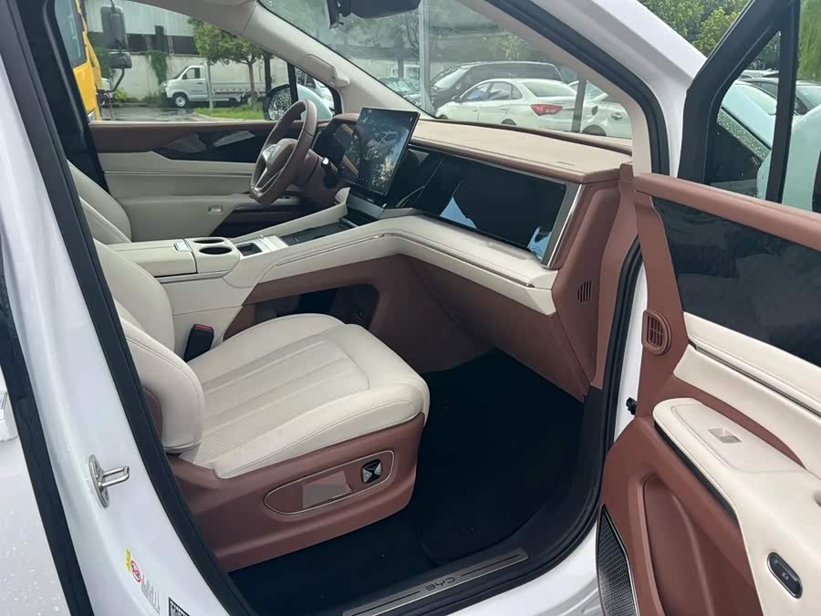BYD Xia 2025, фото 11