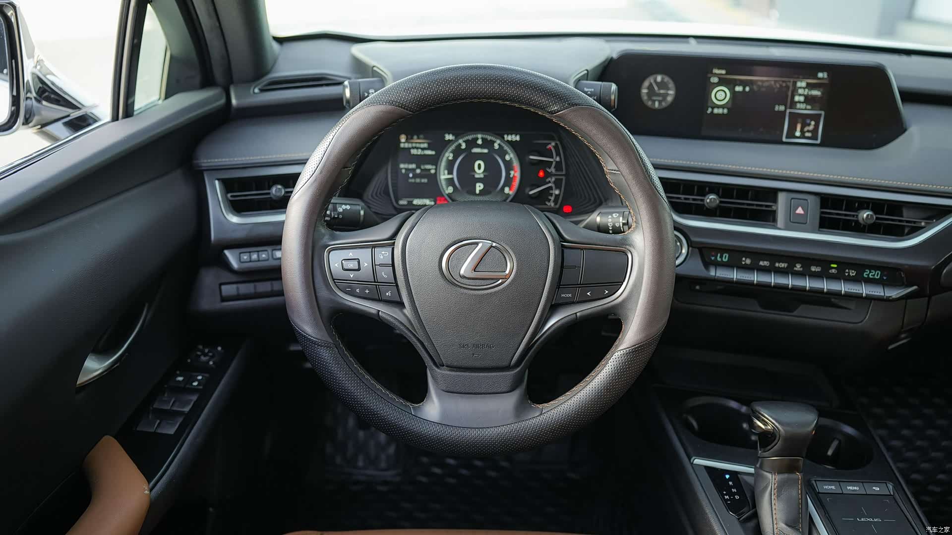 Lexus UX, 2021 19