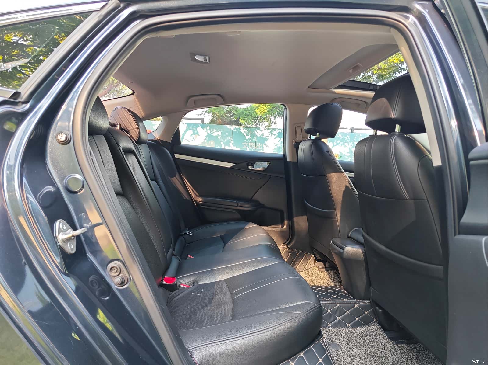 Honda Civic, 2018 13