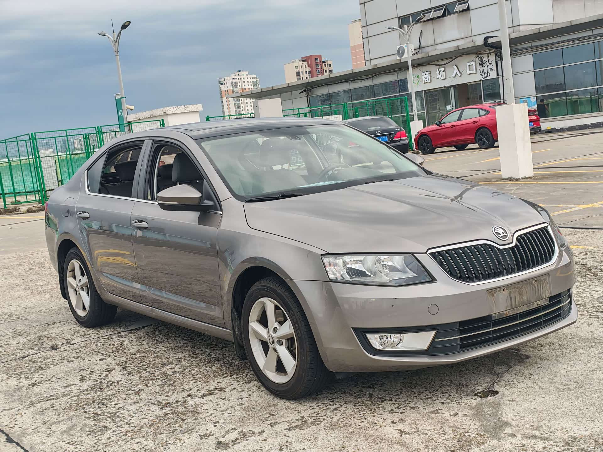 Skoda Octavia, 2014 3