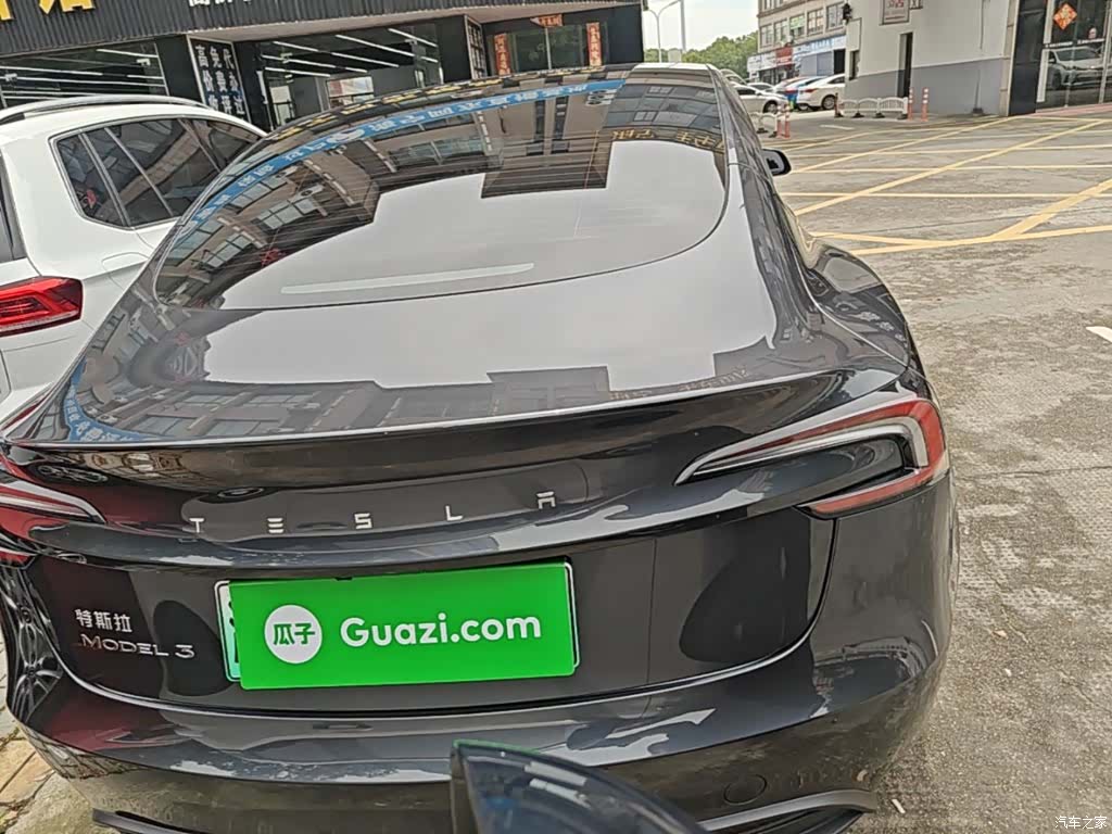Tesla Model 3, 2024 6