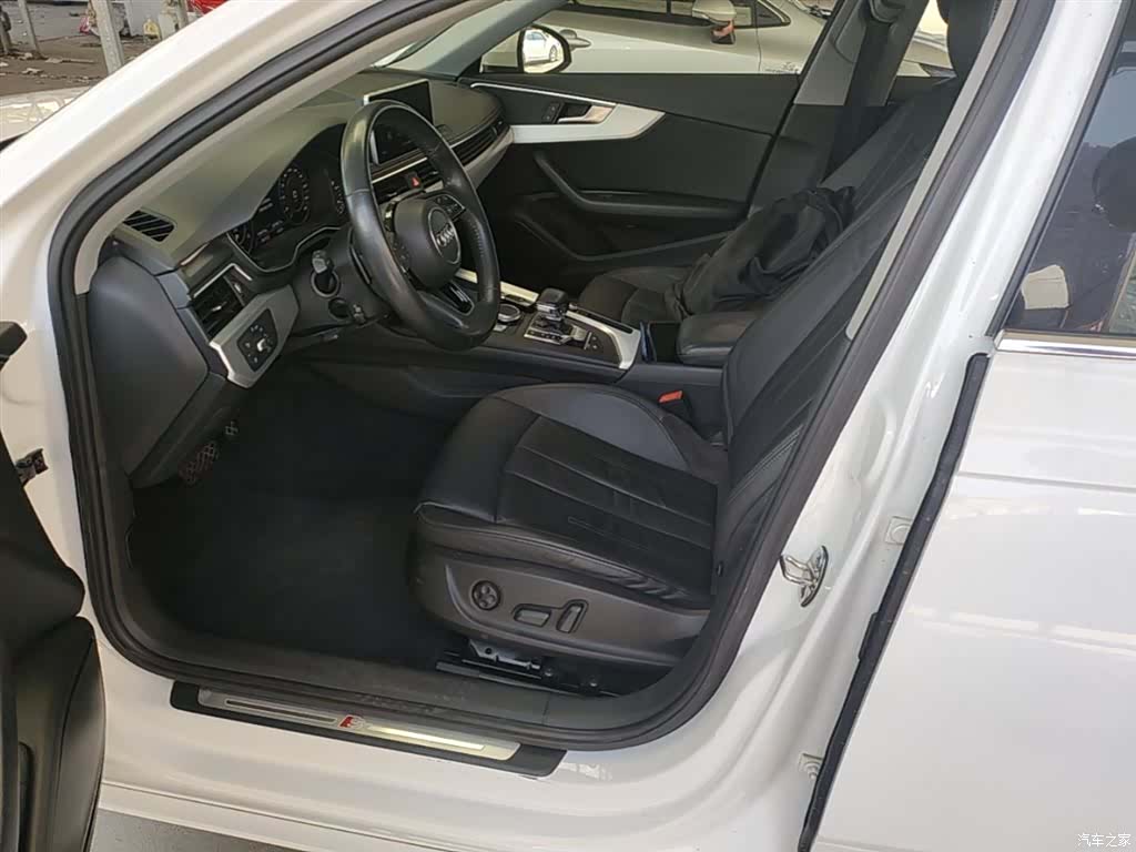 Audi A4L, 2019 15