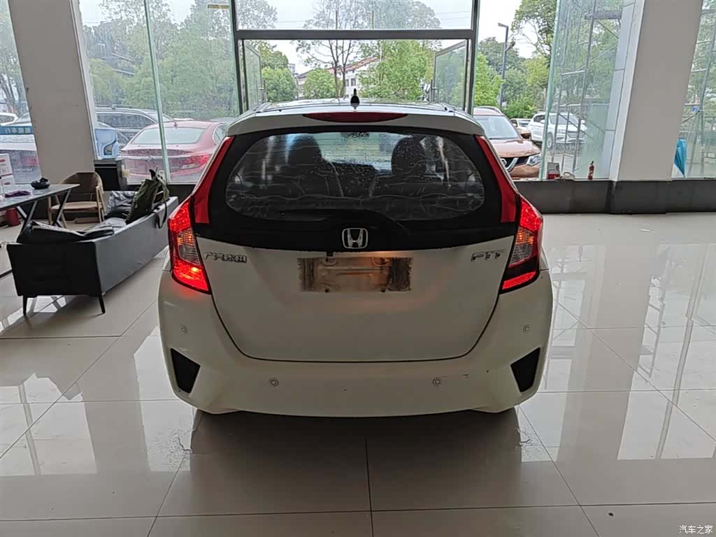 Honda Fit, 2017 6