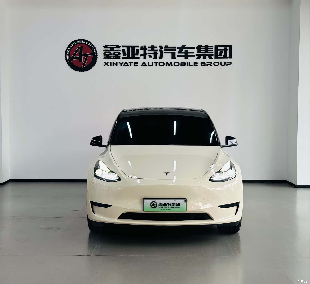 Tesla Model Y, 2023 3