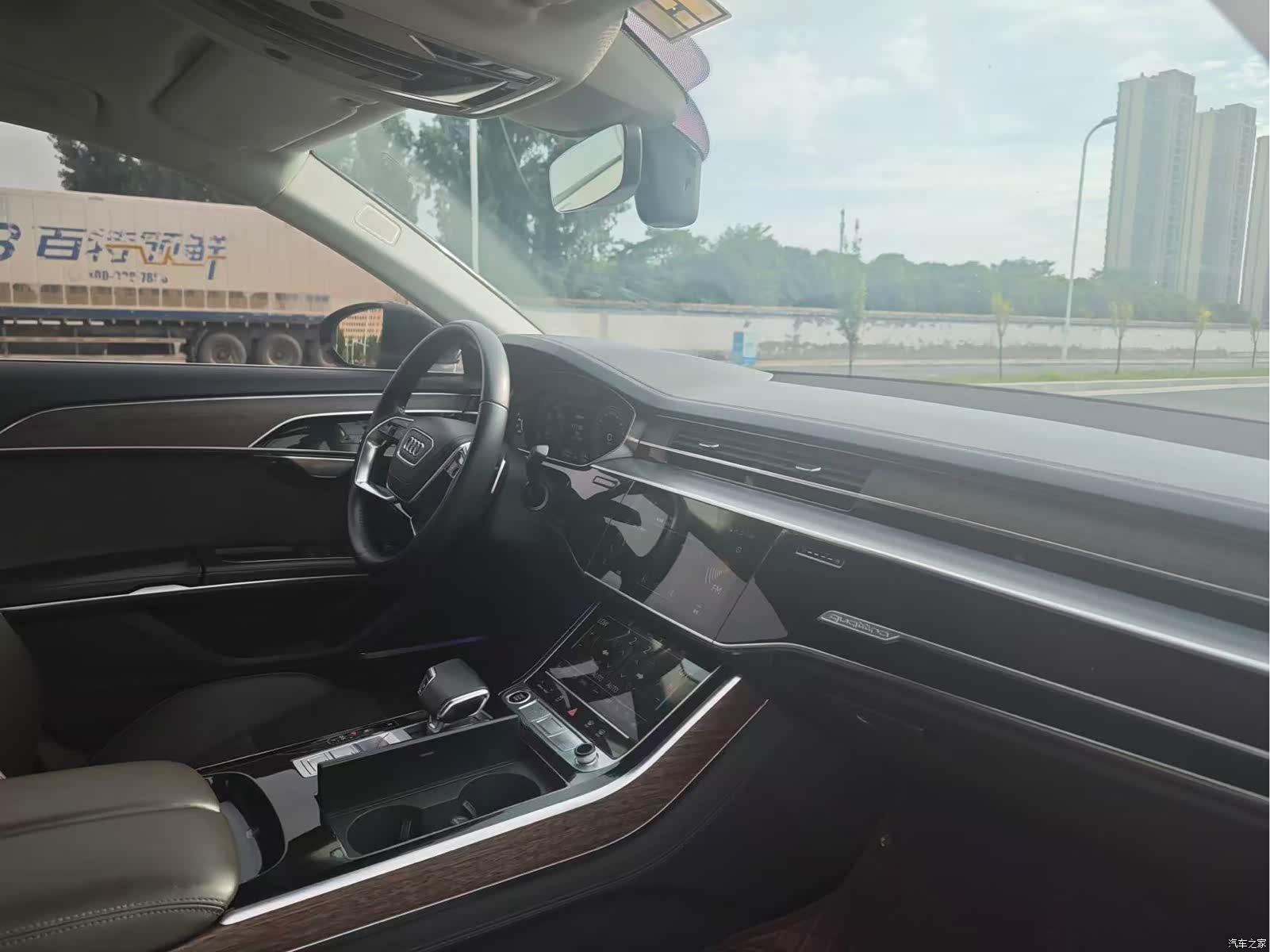 Audi A8L, 2021 7